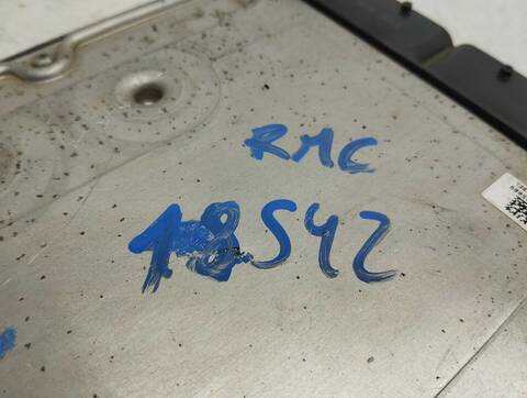Foto 3ª: Centralita Motor ECU Volkswagen Passat ADVANCE BERLINA 140CV 103KW [CBA] (2010)