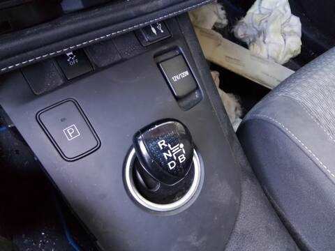 Foto 2ª: Palanca de Cambio Toyota Auris HYBRID ACTIVE 99CV 73KW [2ZR] (2017)