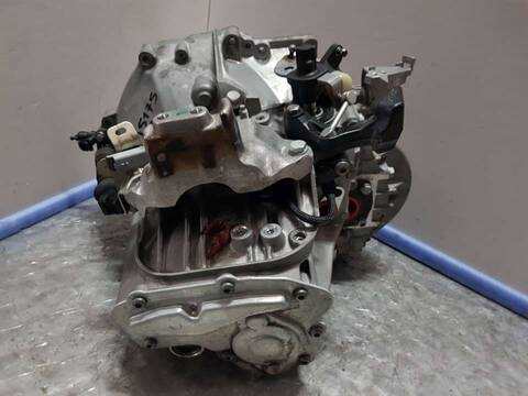 Foto 3ª: Caja Cambios Toyota Proace FURGON 102CV 75KW [YH01] (2021)