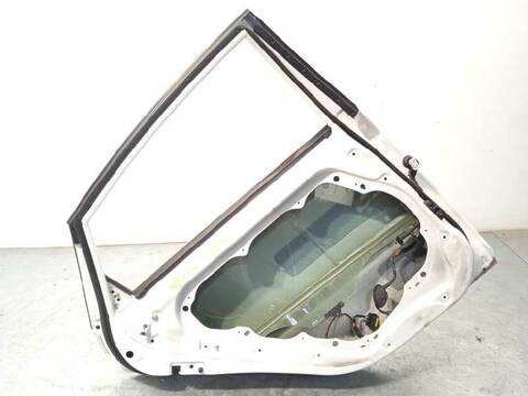 Foto 4ª: Puerta Trasera Izquierda Hyundai i40 STYLE BLUE 116CV 85KW [D4FD] (2014)