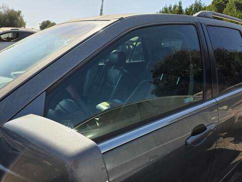 Luna Delantera Izquierda Cadillac SRX LY7 AUT.