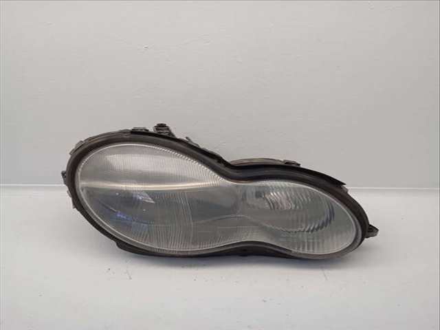 Faro Derecho Mercedes Clase C 160 2.2 CDI CAT BERLINA 143CV 105KW