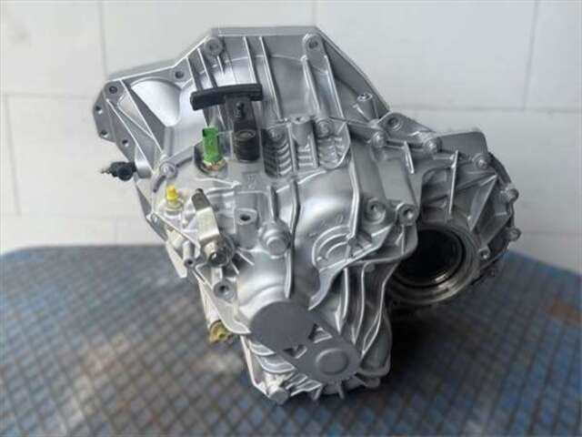 Foto 2ª: Caja Cambios Renault Trafic 2.5 27 CN COMBI6 ACRISTALADO PARCIAL [2.5 LTR. - 99 KW DCI DIESEL CAT]