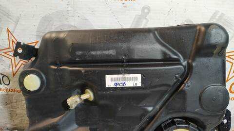 Foto 3ª: Deposito de Combustible Ford Focus TREND 95CV 70KW [T3DA] (2011)