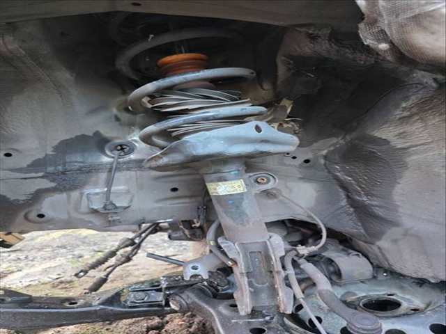 Amortiguador Delantero Izquierdo Honda Crv N22B4 RE)