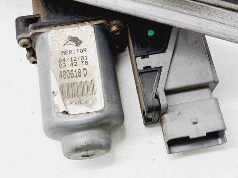 Foto 4ª: Elevalunas Eléctrico Delantero Derecho Citroen C3 1.4 SX PLUS 73CV 54KW [KFV] (2002)
