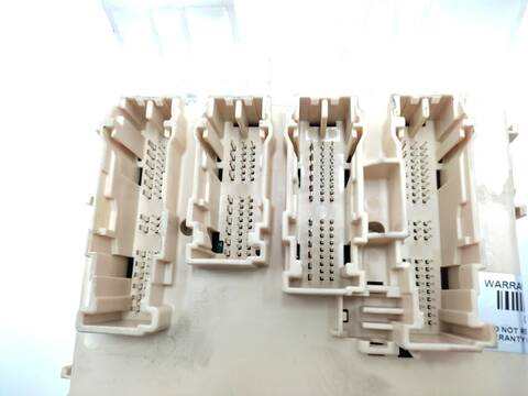 Foto 3ª: Caja Reles Fusibles Toyota Rav4 197CV [2AR] (2017)