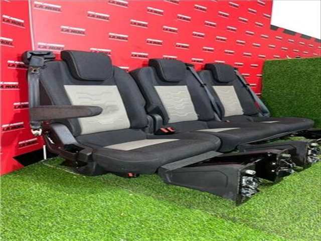 Foto 2ª: Asientos Traseros Ford Transit 2.0 320 L1 TRANSIT TREND [2 0 LTR. - 96 KW TDCI CAT] 131CV