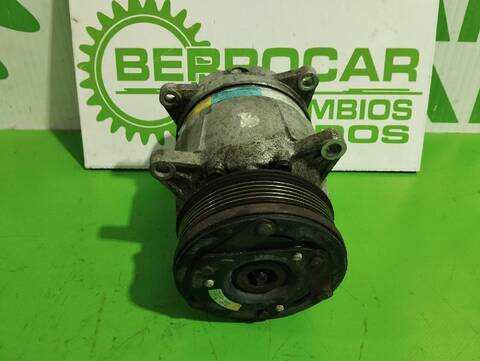 Foto 2ª: Compresor Aire Acondicionado Volkswagen Golf 1.9 DIESEL BERLINA 64CV [AEY] (1991)