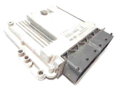 Centralita Motor ECU Hyundai i40 STYLE 141CV 104KW