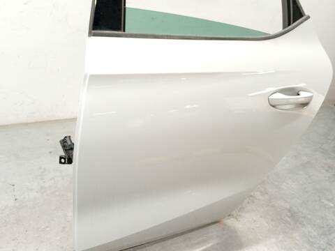Foto 2ª: Puerta Trasera Izquierda Seat Leon 1.5 TSI 150CV 110KW [DXDB] (2023)