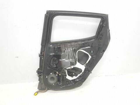 Foto 3ª: Puerta Trasera Derecha Renault Clio SOCIETE (2016)