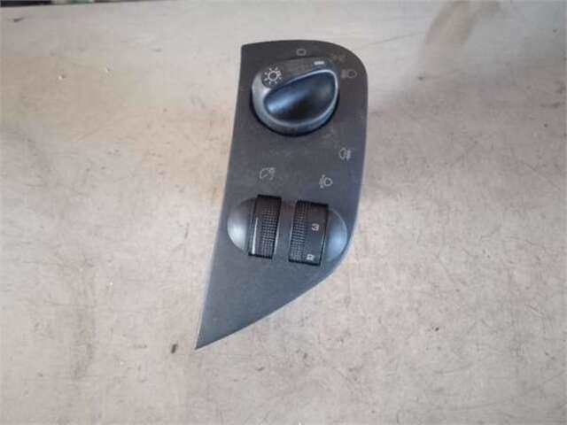 Foto 2ª: Mando Multifuncion Volkswagen Polo 64 1.9 D [AEF]