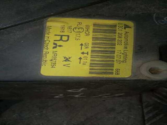 Foto 3ª: Faro Derecho Mitsubishi Colt 1.1 INFORM BERLINA 75CV 55KW [134910] (2008)