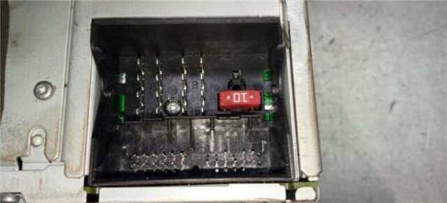 Foto 3ª: Sistema Audio Radio CD Seat Altea 1.6 FAMILY [1.6 LTR. - 75 KW] [CHGA]