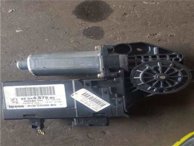 Foto 2ª: Elevalunas Eléctrico Delantero Izquierdo Peugeot 307 2.0 HDI 90 [RHY (DW10TD)]