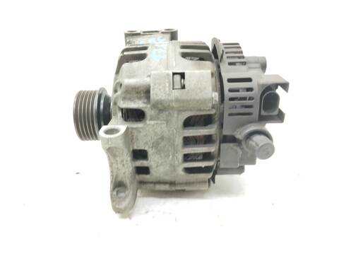Foto 2ª: Alternador Mercedes Clase A 140 A 150 A-EDITION 169.031) 95CV 70KW [266920] (2005)