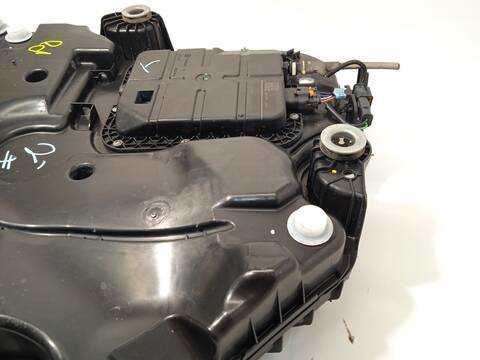 Foto 3ª: Deposito AdBlue Peugeot 5008 2.0 HDI 150 - BLUEHDI 150 150CV 110KW [AHX] (2014)