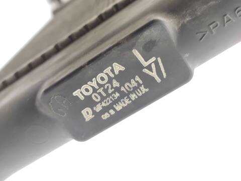 Foto 3ª: Radiador Motor Toyota Auris 1.8 HYBRID ZWE186_) 136CV 100KW [2ZR] (2015)