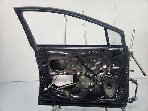 Foto 3ª: Puerta Delantera Izquierda Toyota Avensis ACTIVE 150CV 110KW [2ADFHV] (2009)