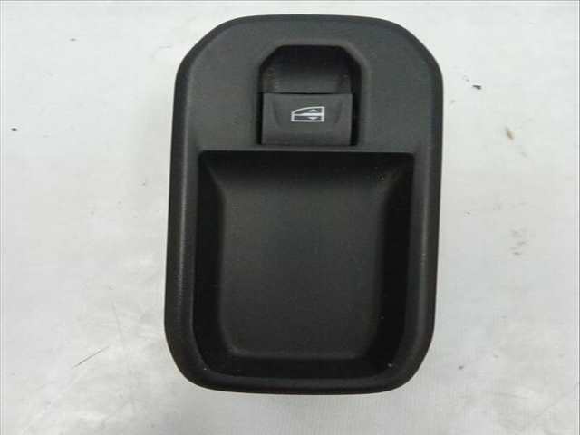 Botonera Elevalunas Dacia Duster 1.3 TCE 130 HMMF) 131CV 96KW