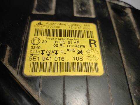 Foto 2ª: Faro Derecho Skoda Octavia CRMB (2016)