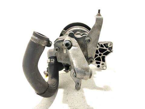 Foto 2ª: Bomba de Direccion Bmw Serie 7 720 730D 3 TD CAT 218CV (2001)