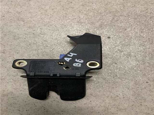 Foto 2ª: Cerradura Maletero Portón Audi A4 1.9 TDI (96 KW) [1.9 LTR. - 96 KW TDI] [AWX]