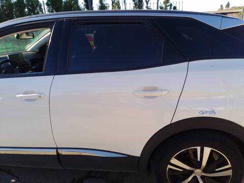 Foto 4ª: Puerta Trasera Izquierda Peugeot 3008 ACTIVE 120CV 88KW [BH01] (2017)