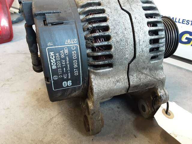 Foto 2ª: Alternador Audi A3 1.8 20V TURBO [AGU] (1998)