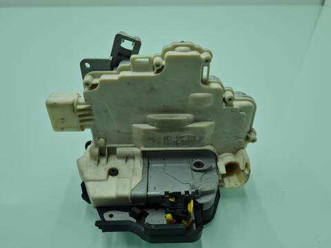 Foto 4ª: Cerradura Puerta Delantera Izquierda Seat Exeo 2.0 TDI BERLINA 143CV 105KW [CAGA] (2010)