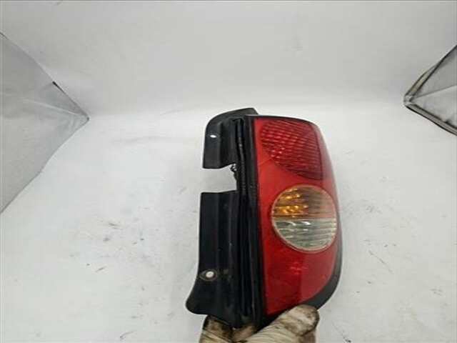 Foto 3ª: Piloto Trasero Derecho Hyundai Atos 1.0 GL [1.0 LTR. - 43 KW CAT]