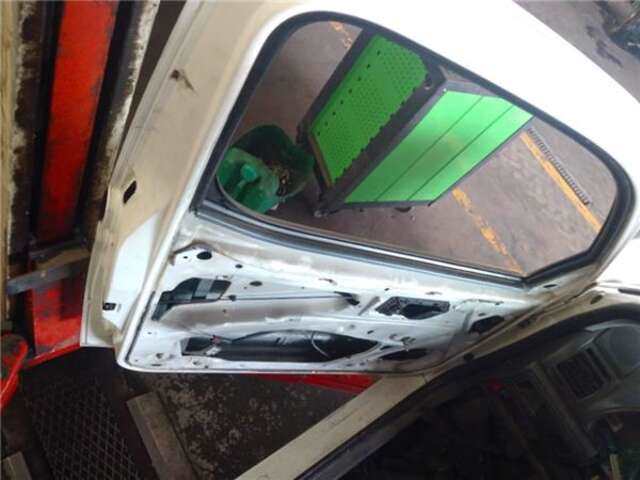 Foto 2ª: Puerta Delantera Izquierda Citroen Berlingo 1.9 D (MFWJZ) [WJZ (DW8)]