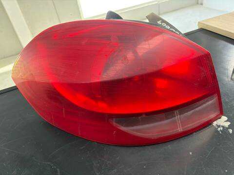 Foto 2ª: Piloto Trasero Izquierdo Renault Clio K9K T7 GRANDTOUR (2008)