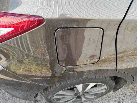 Tapa Exterior Combustible Nissan Pulsar HRA2