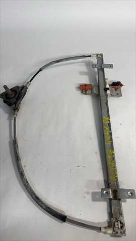 Elevalunas Manual Delantero Derecho Nissan Terrano 2.7 D