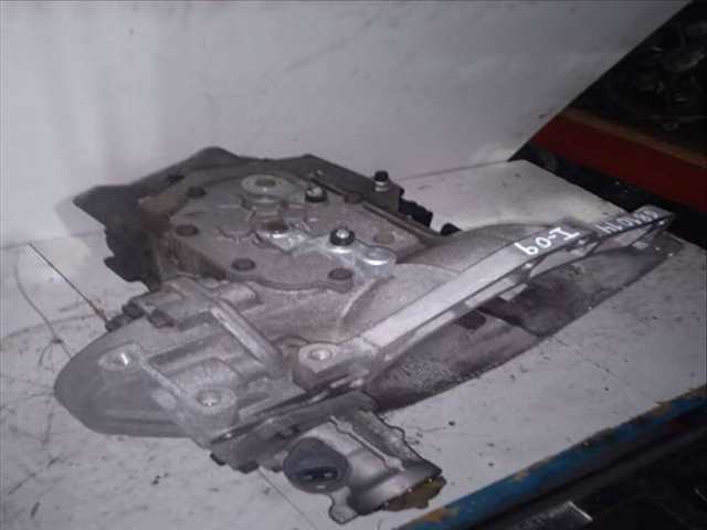 Foto 2ª: Caja Cambios Chrysler Voyager 2.5 TD 116CV 85KW (2001)