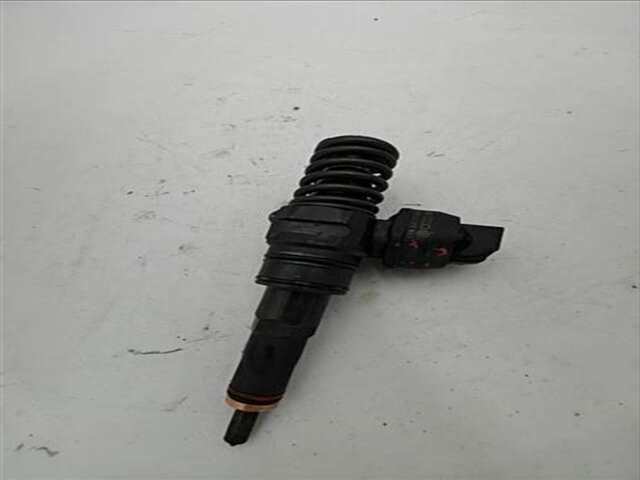 Foto 2ª: Inyectores Audi A4 1.9 TDI (96 KW) [1.9 LTR. - 96 KW TDI] [AVF]