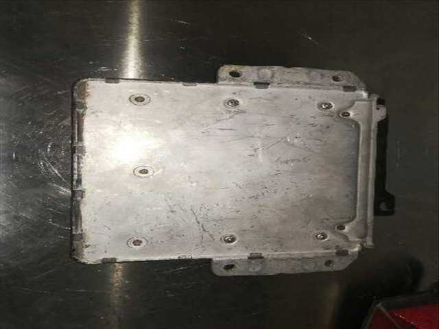 Foto 3ª: Centralita Motor ECU Bmw Serie 5 518 2.4 TD CAT BERLINA 115CV 85KW