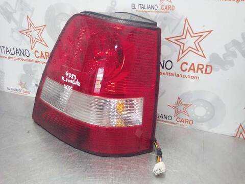 Foto 2ª: Piloto Trasero Derecho Kia Sorento 3.5 V6 EX 194CV 143KW [G6CU] (2005)