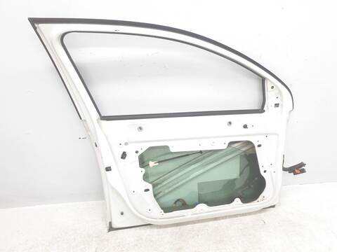Foto 2ª: Puerta Delantera Izquierda Volkswagen Golf ADVANCE (2010)