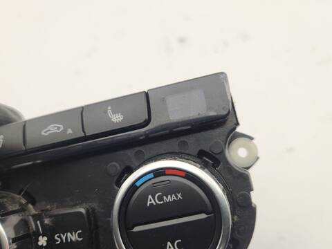 Foto 3ª: Mando Climatizador Volkswagen Passat HIGHLINE BLUEMOTION 140CV 103KW [CFFB] (2012)