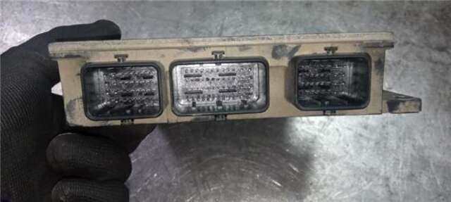 Foto 3ª: Centralita Motor ECU Renault Clio 1.5 CAMPUS [1.5 LTR. - 48 KW DCI DIESEL]