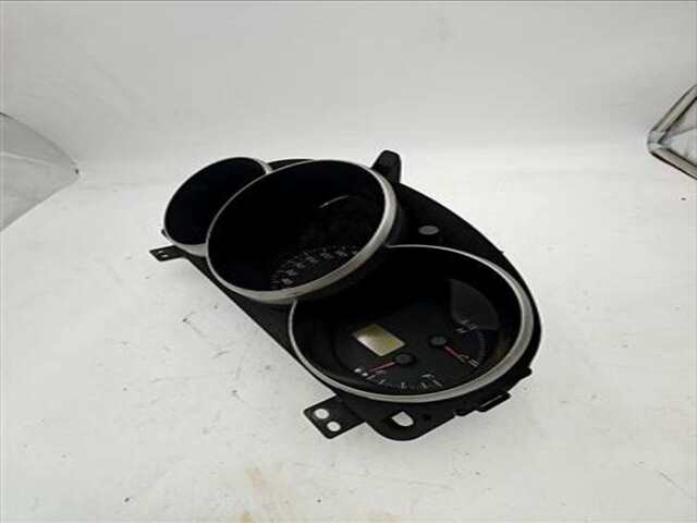 Foto 3ª: Cuadro de Instrumentos Mazda 3 1.6 CRDT ACTIVE [1.6 LTR. - 80 KW CD DIESEL CAT] [Y6]