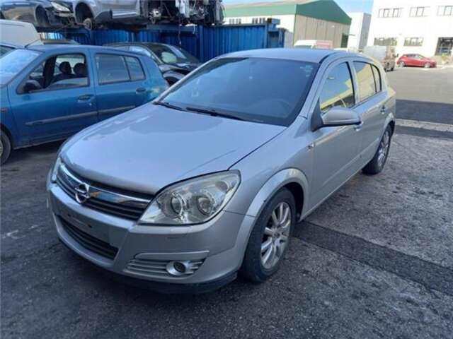 Mangueta Delantera Izquierda Opel Astra 1.7 CDTI