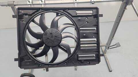 Foto 3ª: Electroventilador Ford Focus TITANIUM 120CV 88KW [ZTDA] (2018)