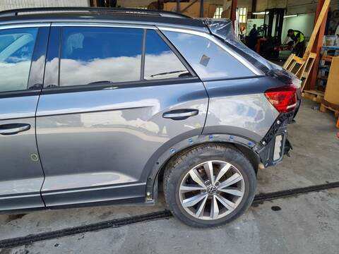 Puerta Trasera Izquierda Volkswagen T-Roc 2.0 TDI 150CV 110KW