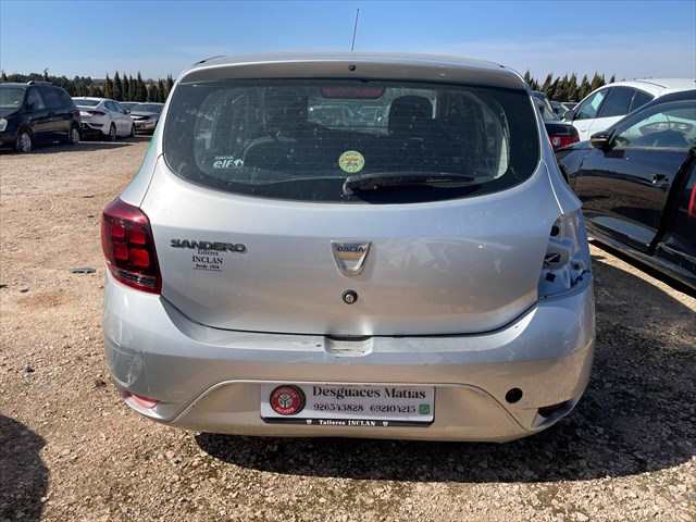 Foto 3ª: Paragolpes Trasero Dacia Sandero 1.0 GASOLINA SCe [B4DE4] (2018)
