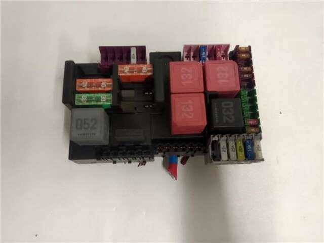 Caja Reles Fusibles Mercedes Clase C 160 2.1 C 220 BLUETEC - D (205.004) [2.1 LTR. - 125 KW CDI CAT]
