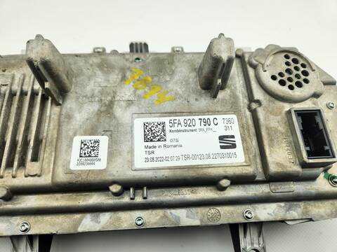 Foto 3ª: Cuadro de Instrumentos Seat Leon STYLE 115CV 85KW [DTRD] (2022)